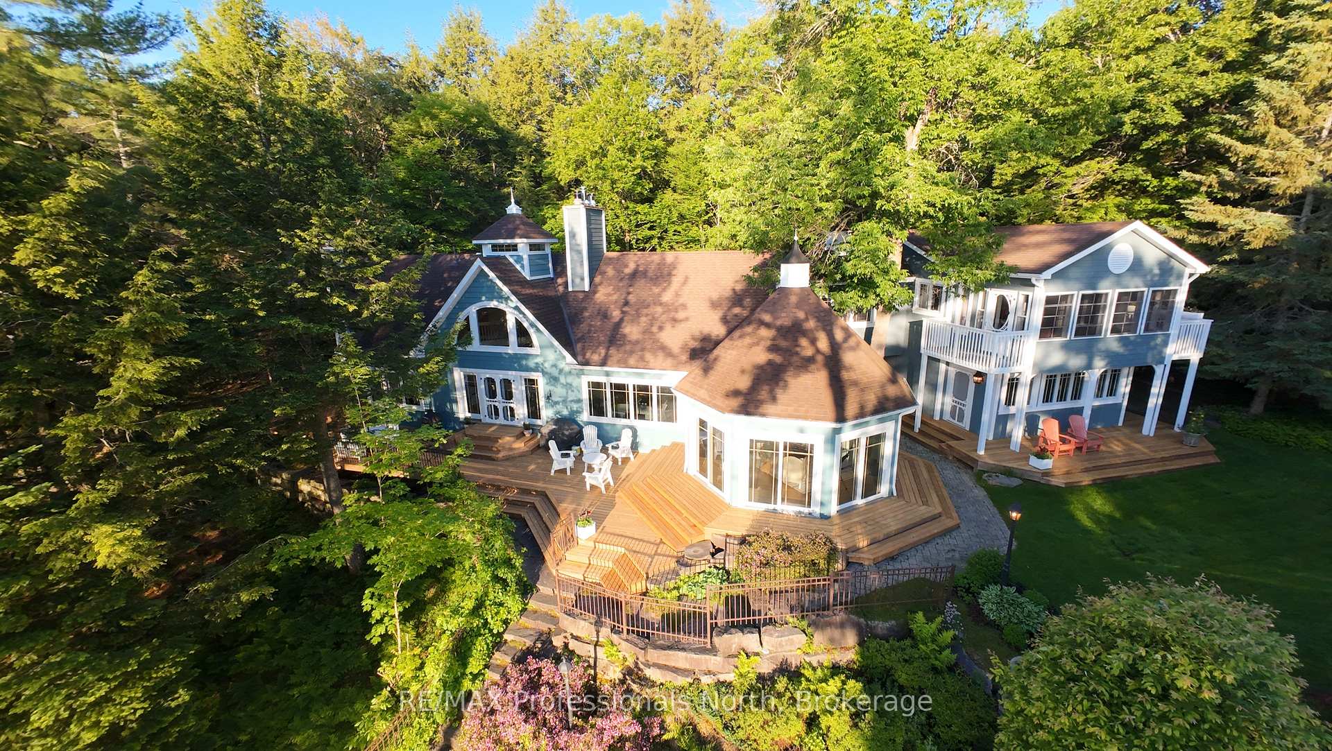 4113 South Portage Road, Huntsville, ON P1H 2J3