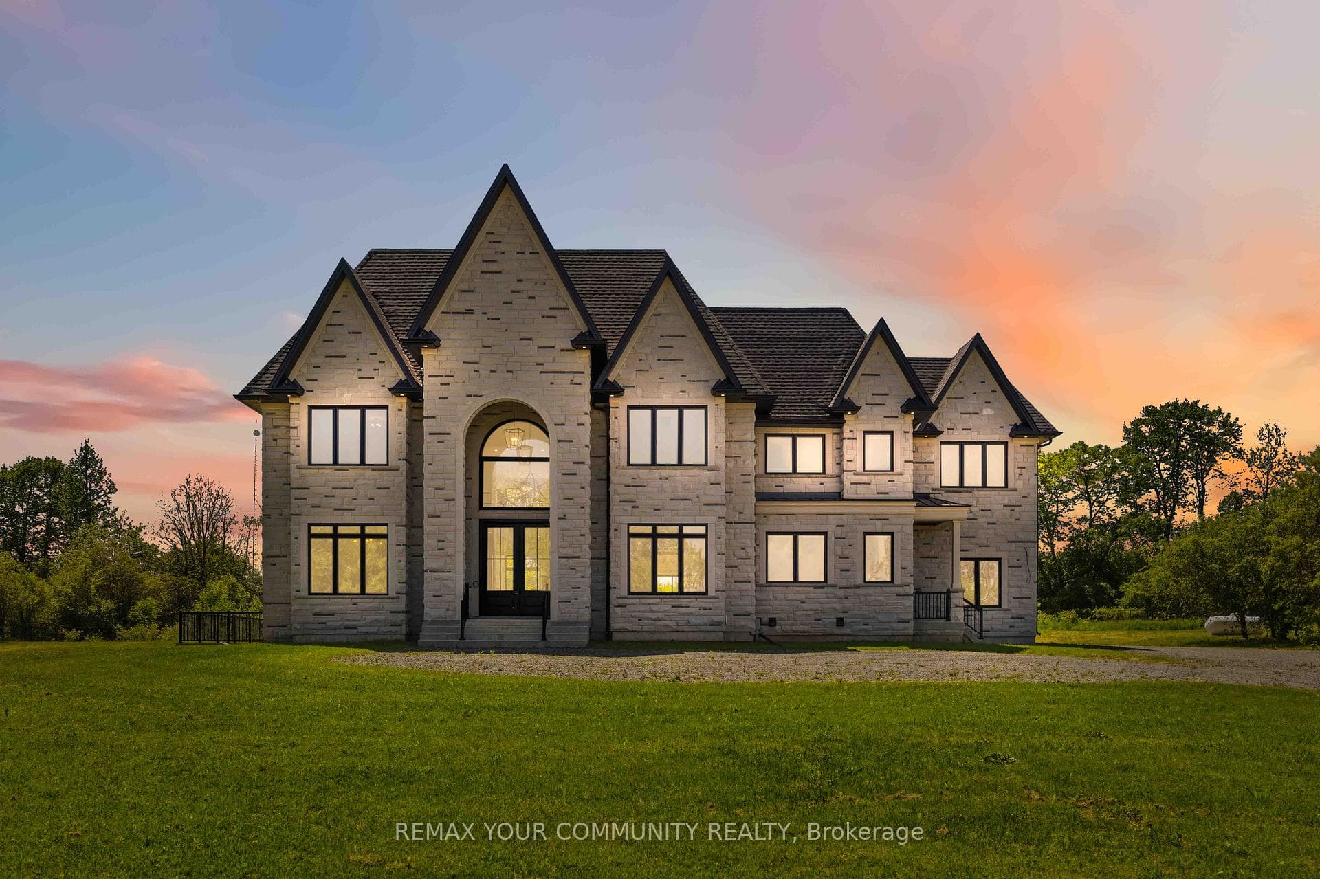 6680 Coronation Road, Whitby, ON L1M 1R6