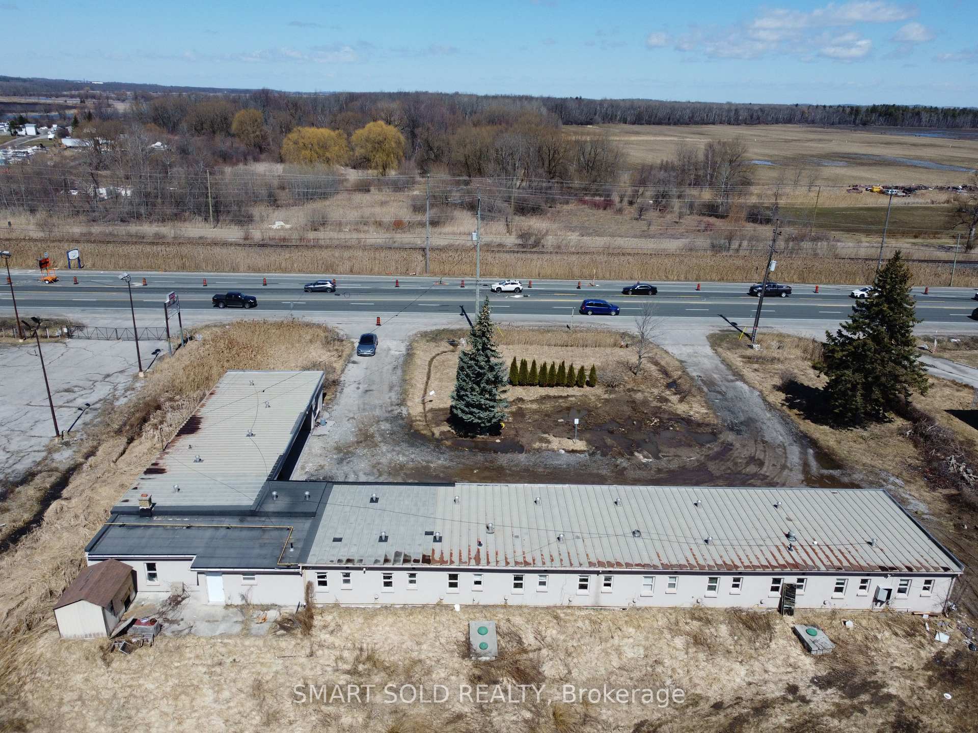 20590 Hwy 11, King, ON L3Z 2A8