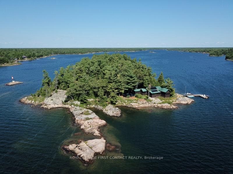 1 A207 Island, The Archipelago, ON P0G 1K0