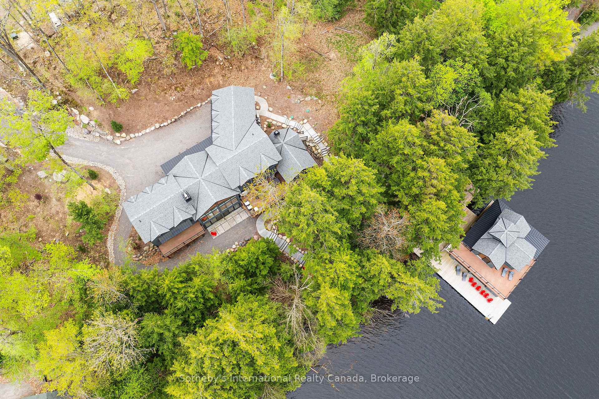 1316 East Bay Road 4A, Muskoka Lakes, ON P0C 1M0