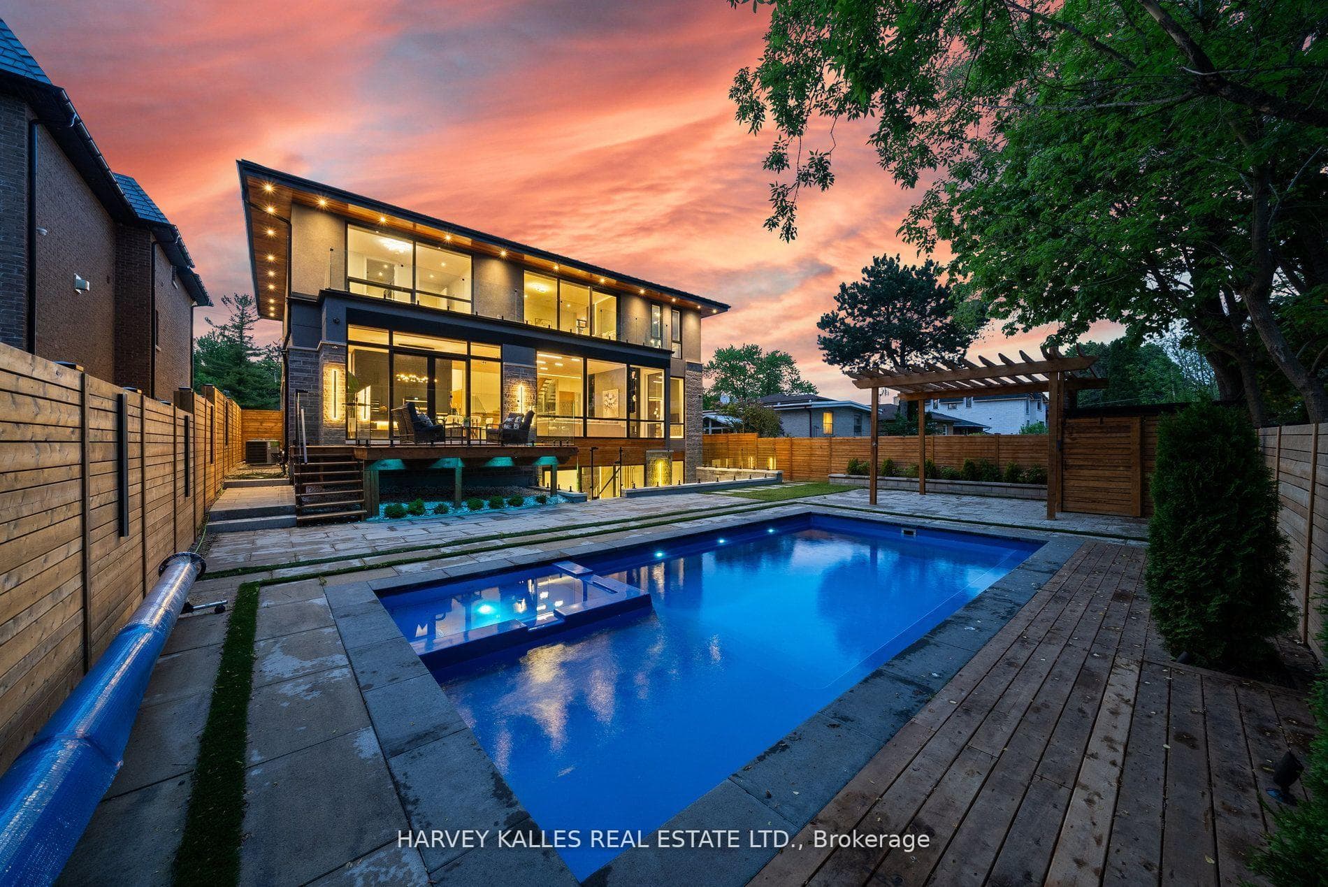 139 Newton Drive, Toronto, ON M2M 2N4