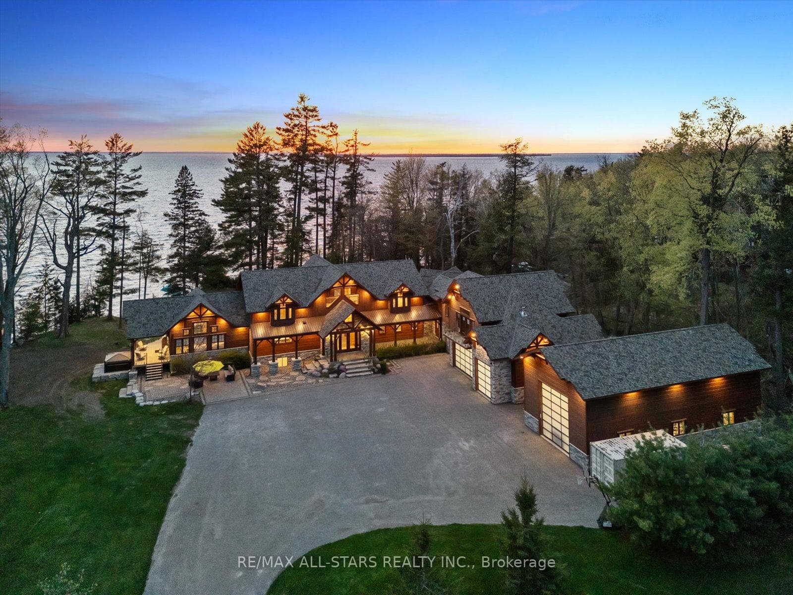 27440 Cedarhurst Beach Road, Brock, ON L0K 1A0