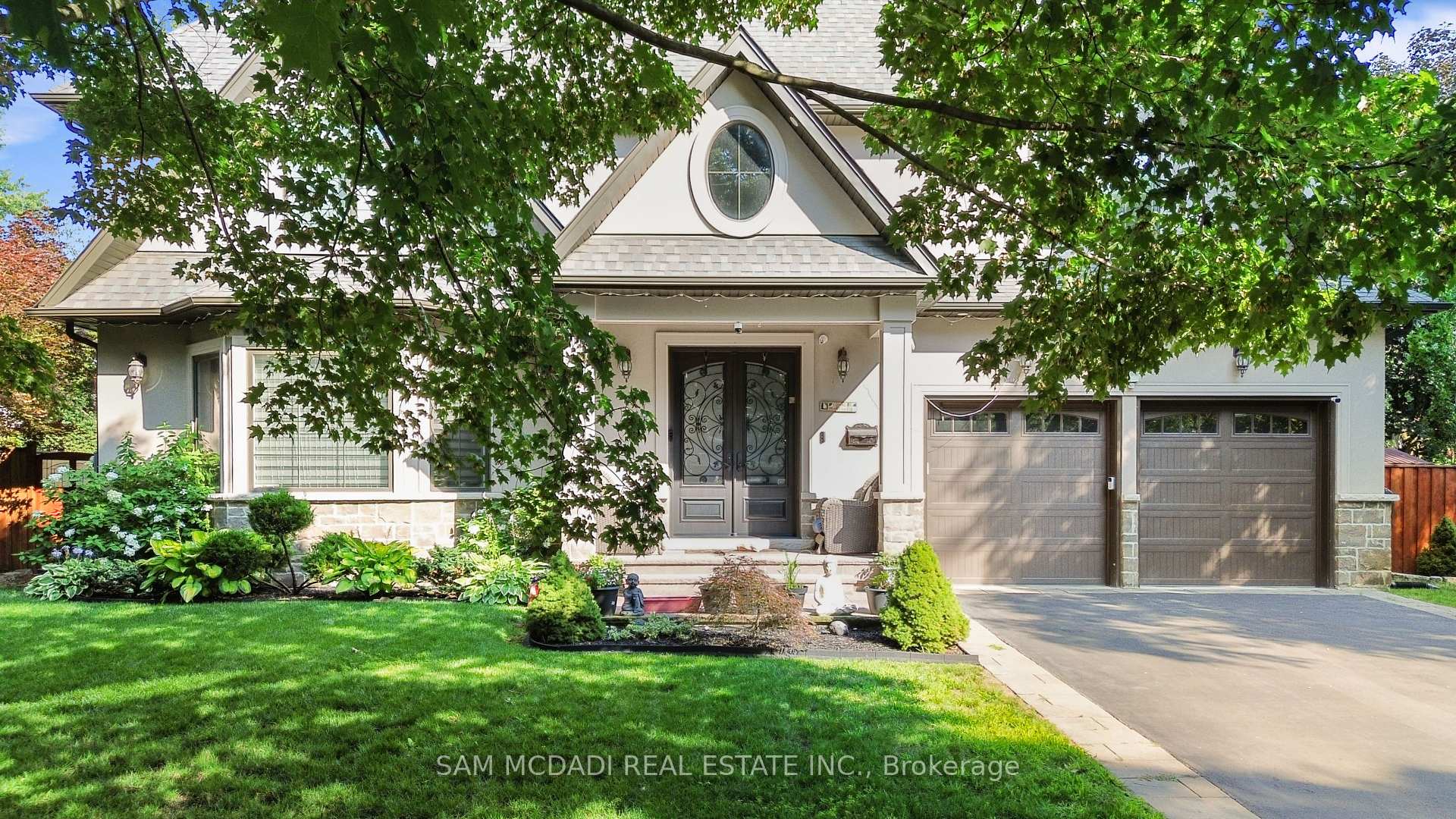 834 Edistel Crescent, Mississauga, ON L5H 1T4