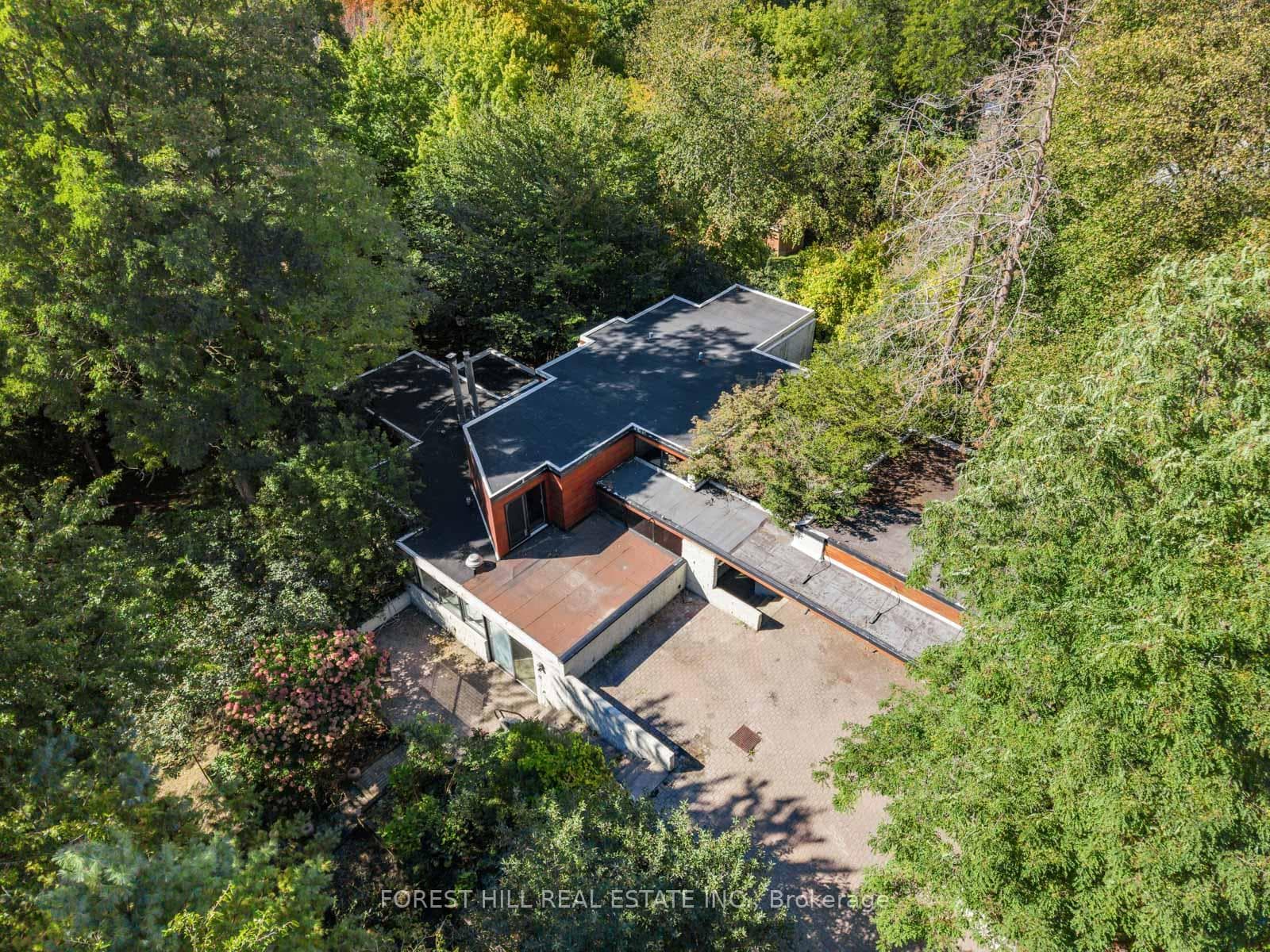 38 Riverside Boulevard, Vaughan, ON L4J 1H3