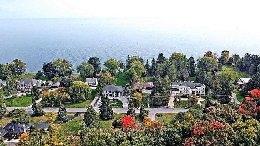 48 Meadowcliffe Drive, Toronto, ON M1M 2X9