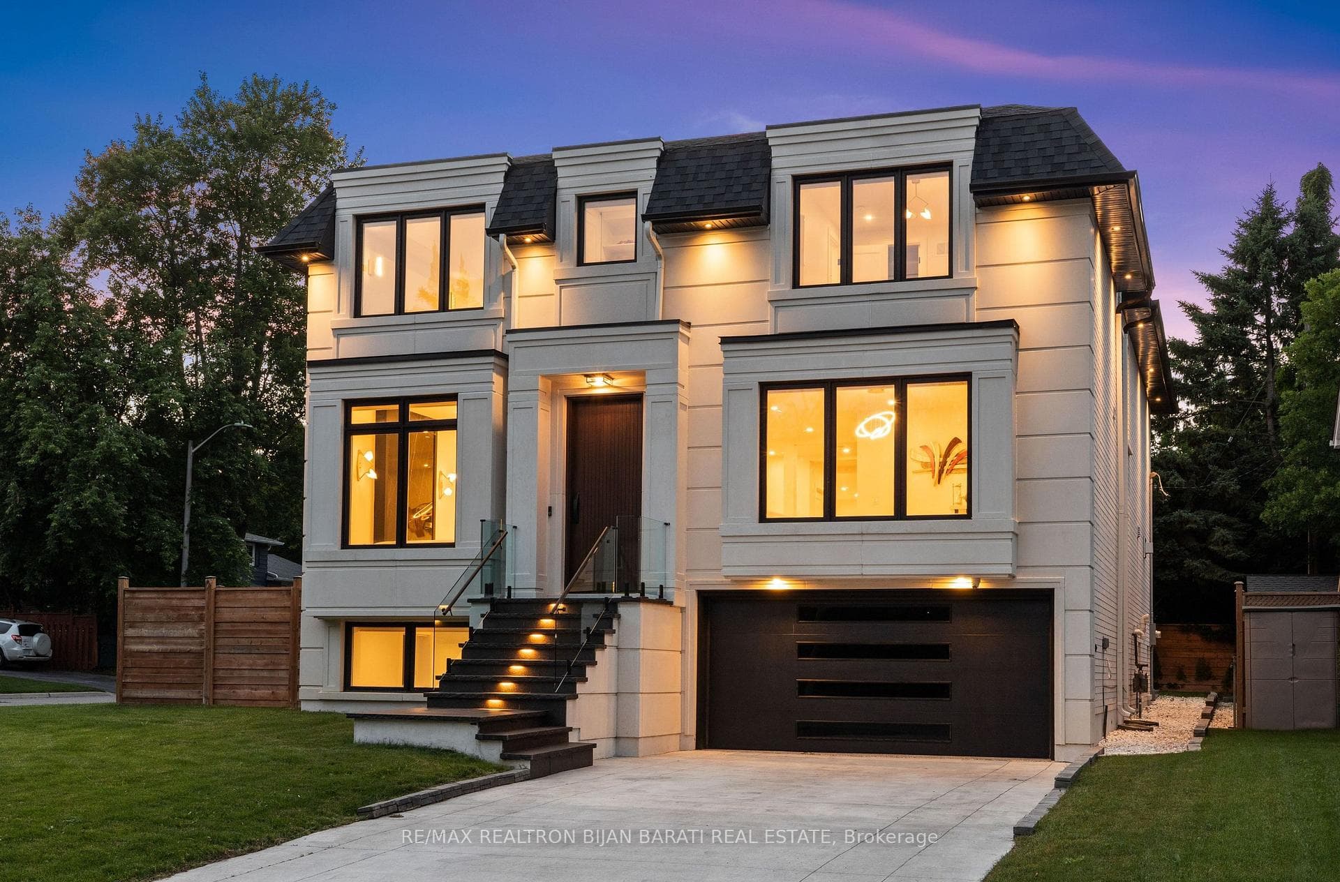 16 Wild Cherry Lane, Markham, ON L3T 3T4