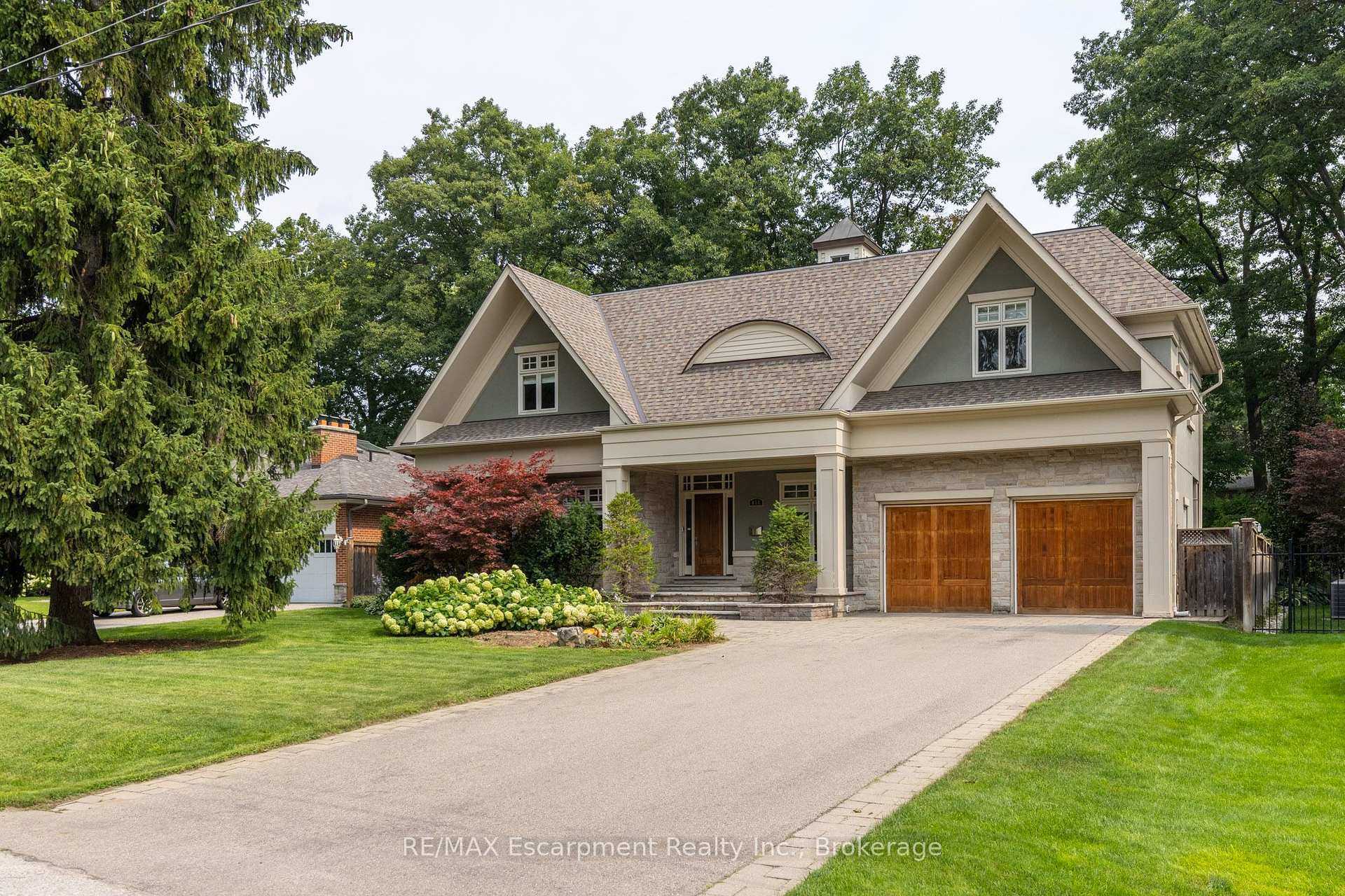 411 WEDGEWOOD Drive, Oakville, ON L6J 4S3