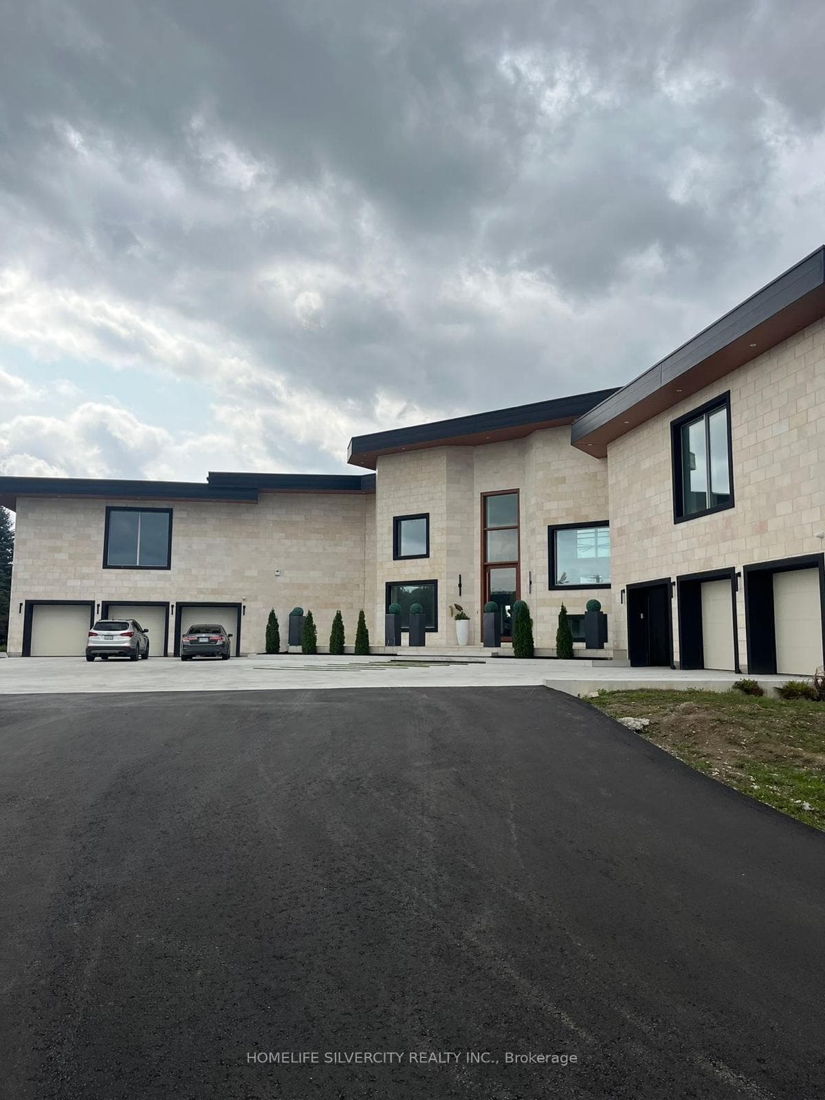 14832 Heart Lake Road, Caledon, ON L7C 2J7