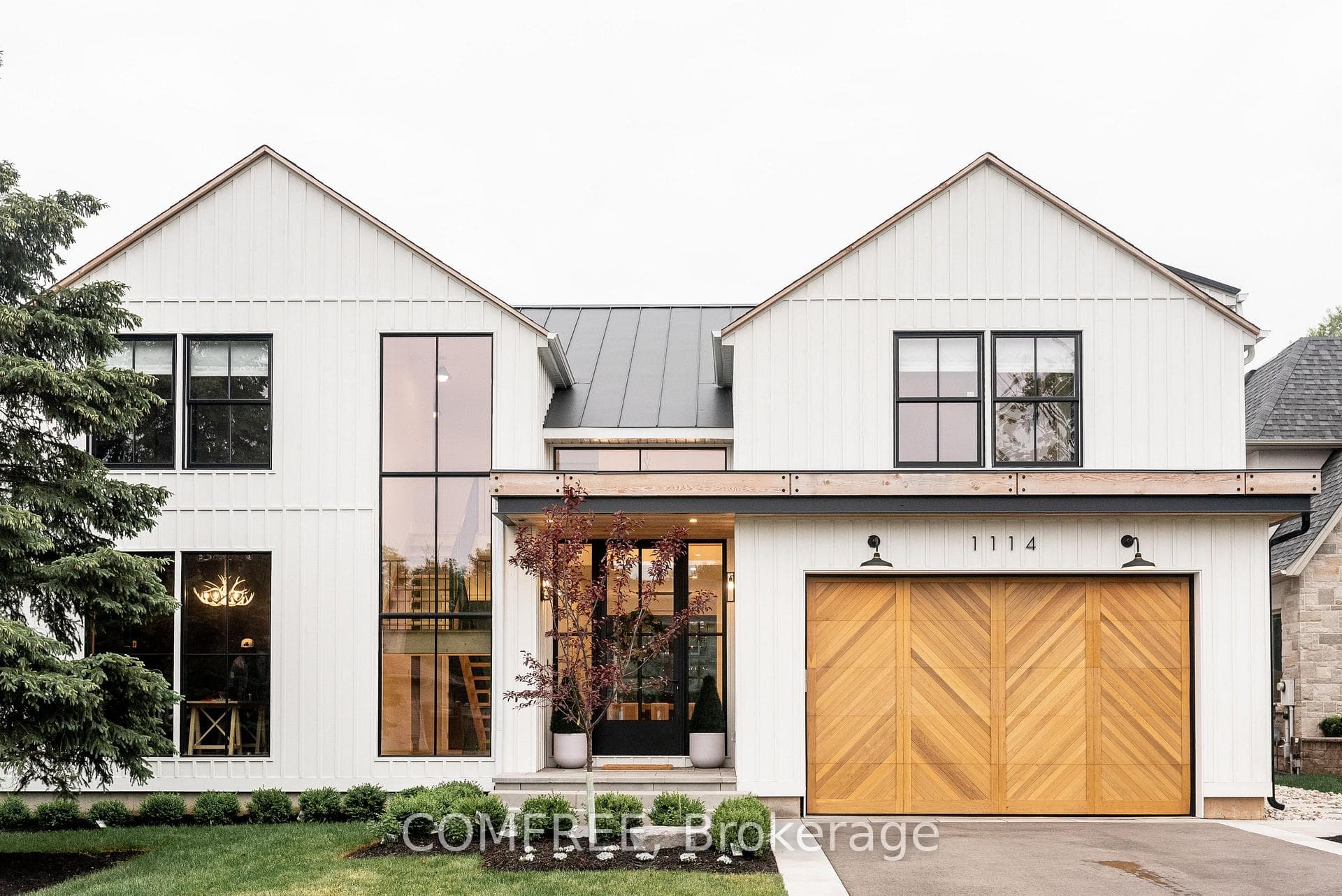 1114 TRUMAN Avenue, Oakville, ON L6H 1Y8