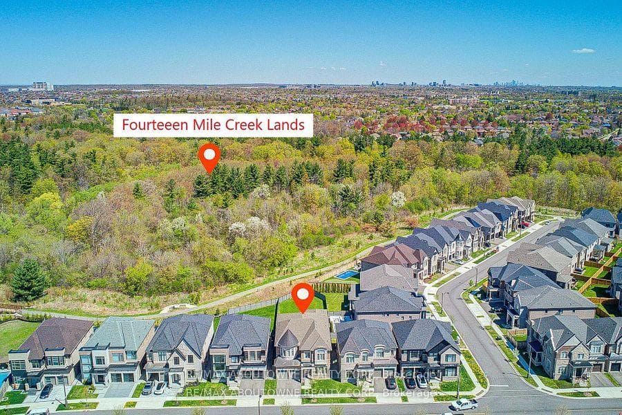 2359 Saw Whet Boulevard, Oakville, ON L6M 5M8