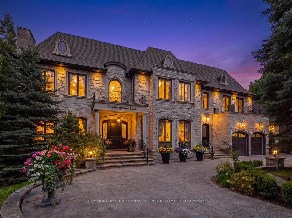 40 Maryvale Crescent, Richmond Hill, ON L4C 6P8