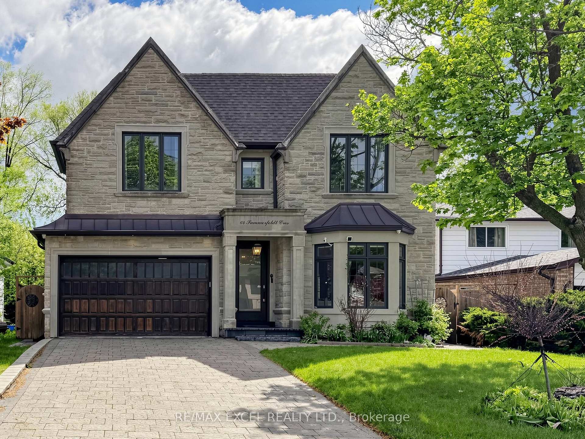 64 SUMMERFELDT Crescent, Markham, ON L3R 2B2