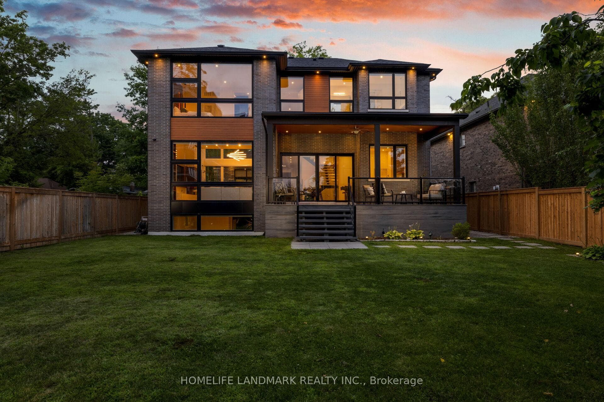 418 PINE COVE Road, Burlington, ON L7N 1W5