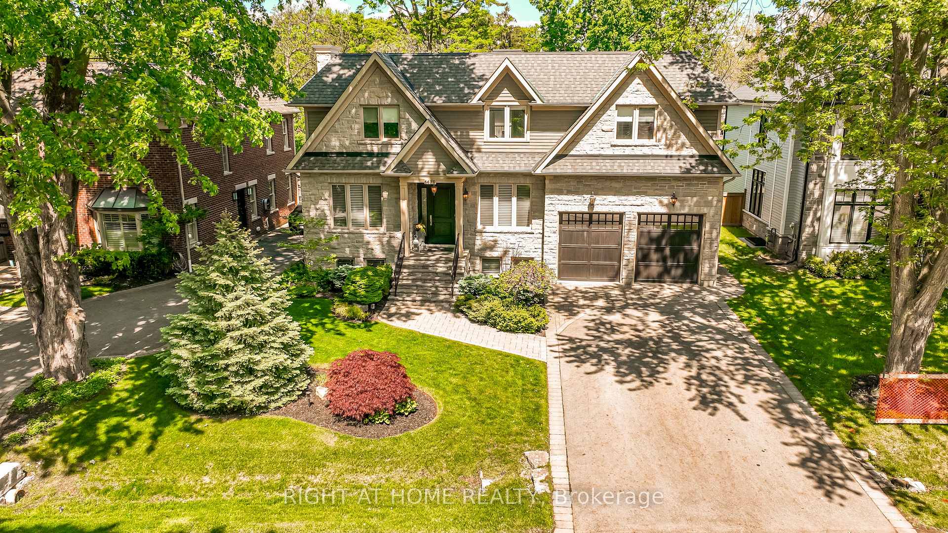 1479 Briarwood Crescent, Oakville, ON L6J 2S8