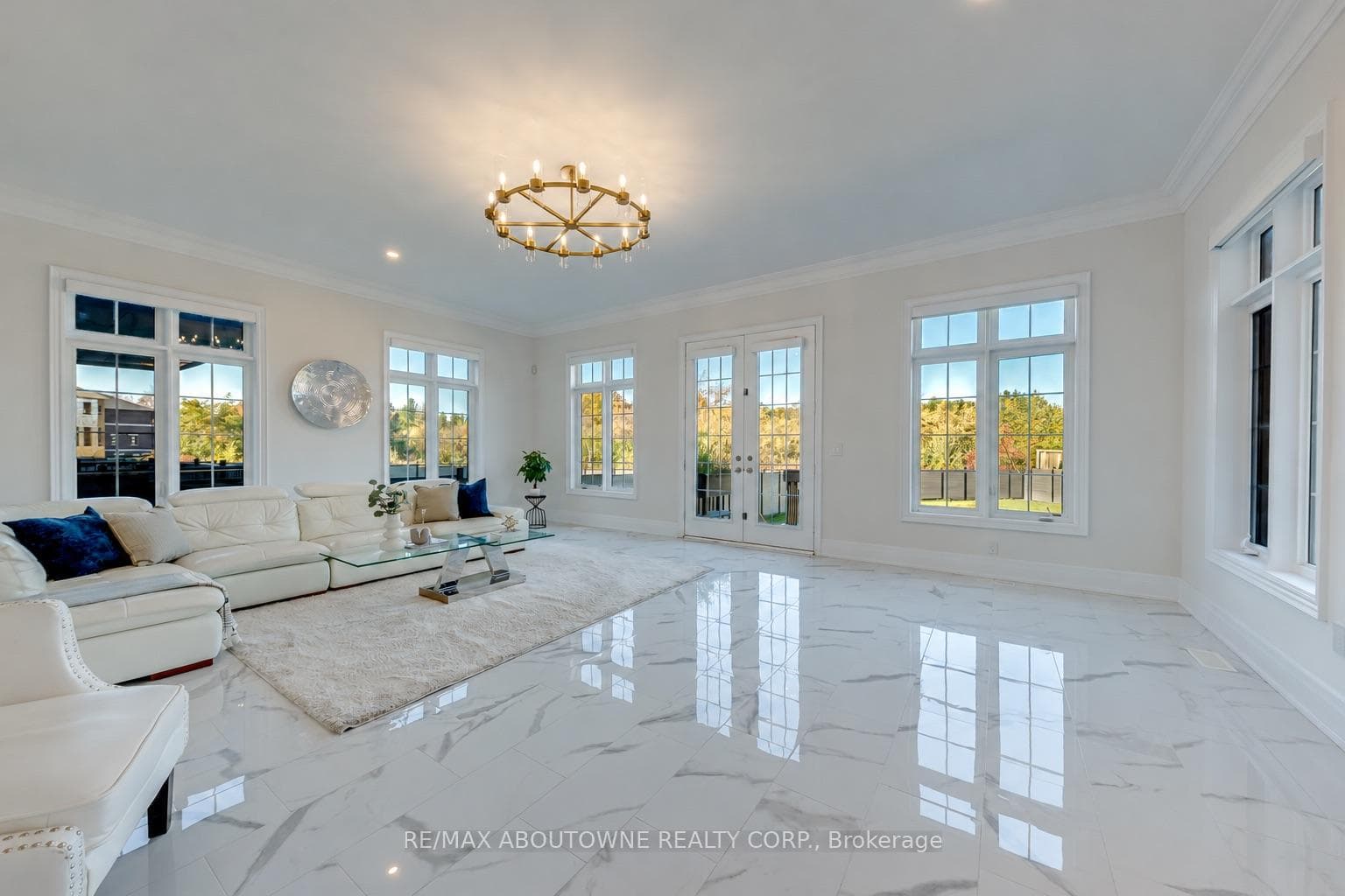 2359 Saw Whet Boulevard, Oakville, ON L6M 5M8